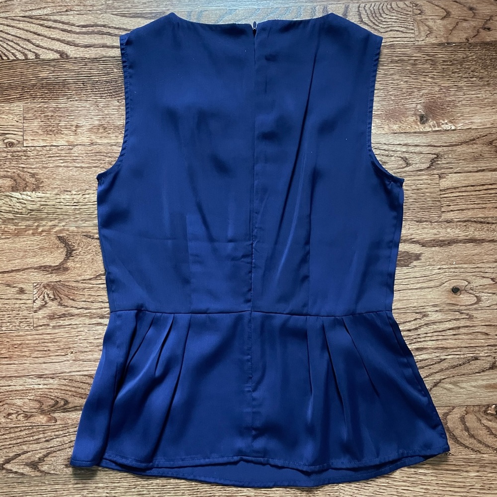 NWT Banana Republic Navy peplum blouse - Picture 2 of 4